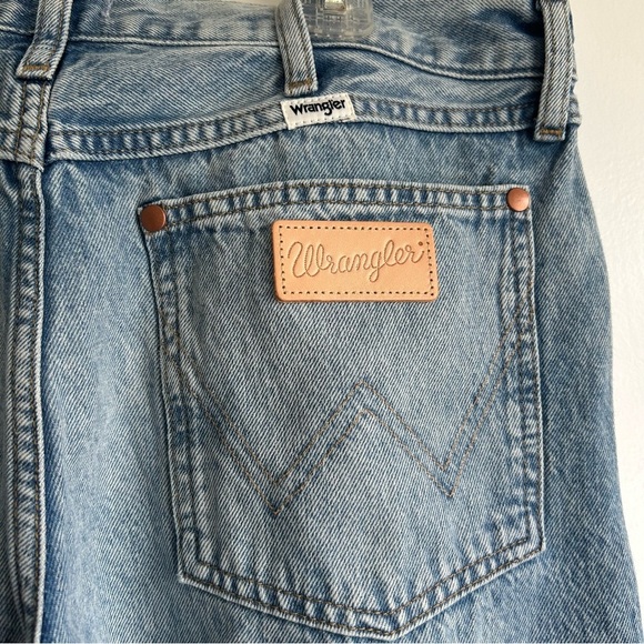 Women’s Wrangler Sunset Jeans 32x28 - Picture 7 of 10